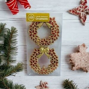 Set of 4 Novelty Shatterproof Ornament WINTER WONDER Red Gold Wreath Xmas Decor